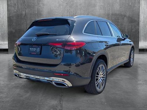 2025 Mercedes-Benz GLC 300 4MATIC