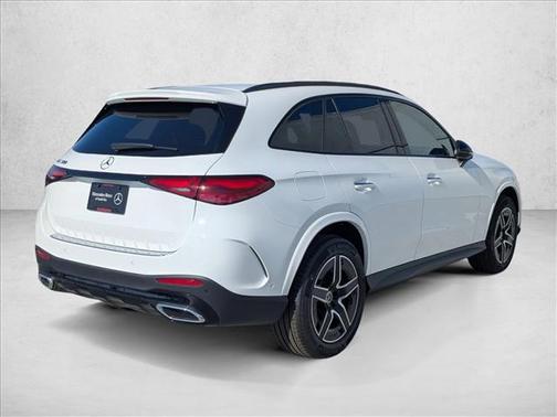 Polar White 2026 Mercedes-Benz GLC 300 Base