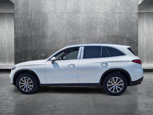 2025 Mercedes-Benz GLC 300 Base