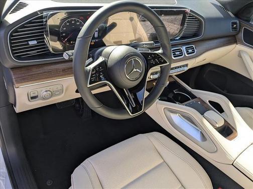 2025 Mercedes-Benz GLE 450e 4MATIC