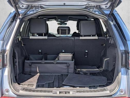 Blue 2023 Land Rover Discovery Sport SE R-Dynamic