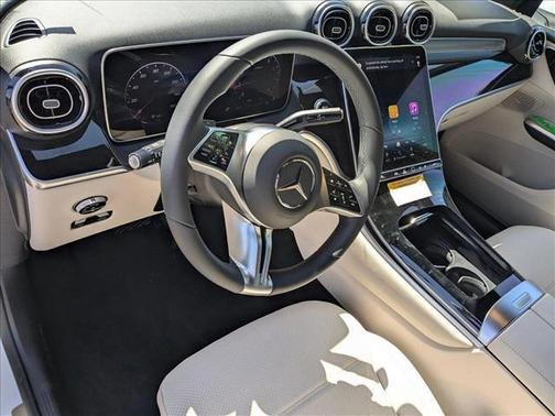 2025 Mercedes-Benz GLC 300 Base