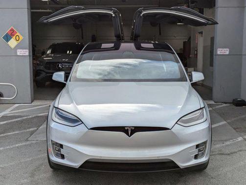 2018 Tesla Model X 75D