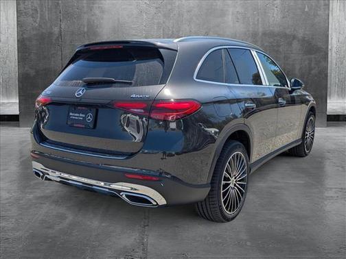 2025 Mercedes-Benz GLC 300 4MATIC