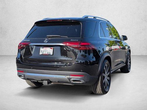 Obsidian Black Metallic 2026 Mercedes-Benz GLE 350 4MATIC