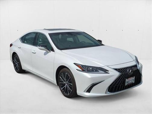 2024 Lexus ES 300h Base