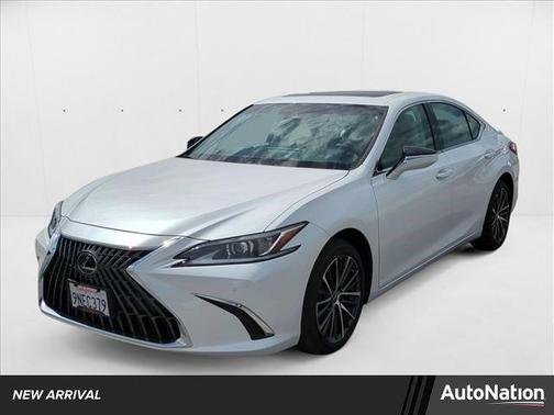 2024 Lexus ES 300h Base