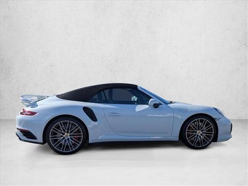 2018 Porsche 911 Turbo