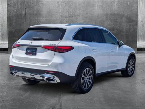 2025 Mercedes-Benz GLC 300 4MATIC