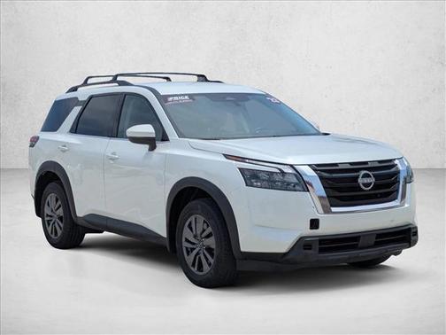 2023 Nissan Pathfinder SV FWD