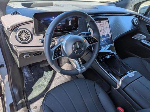 MANUFAKTUR Alpine Grey 2026 Mercedes-Benz EQE 320 EQE 320