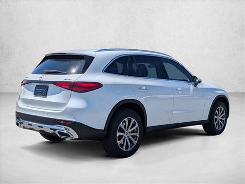 Polar White 2026 Mercedes-Benz GLC 300 4MATIC