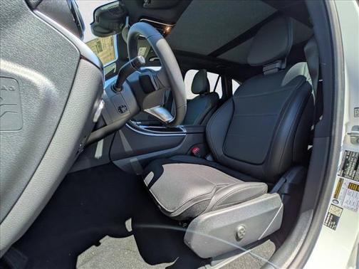 Polar White 2026 Mercedes-Benz GLC 300 4MATIC