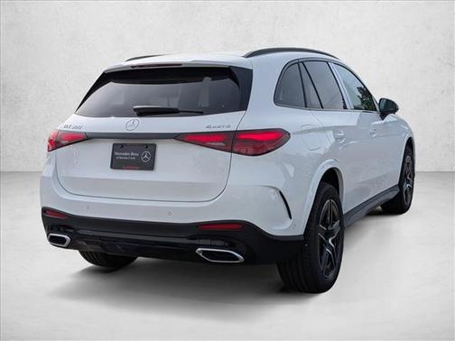 Polar White 2026 Mercedes-Benz GLC 300 4MATIC