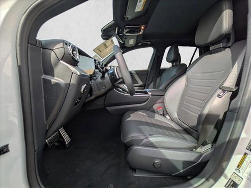 Polar White 2026 Mercedes-Benz GLC 300 4MATIC