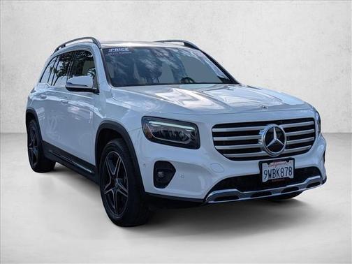 Polar White 2026 Mercedes-Benz GLB 250 4MATIC