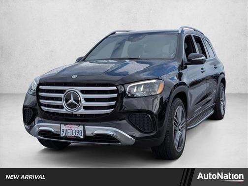 Obsidian Black Metallic 2025 Mercedes-Benz GLS 450 4MATIC