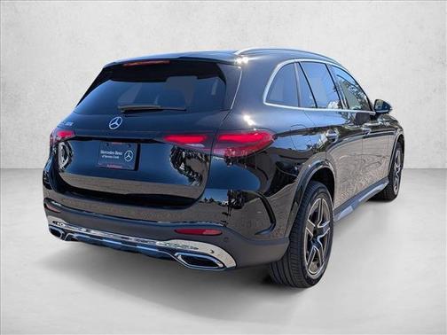 2026 Mercedes-Benz GLC 300 Base