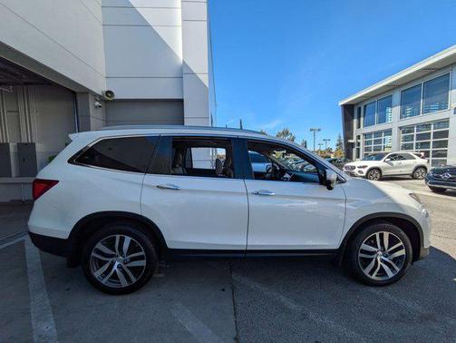 2018 Honda Pilot Touring