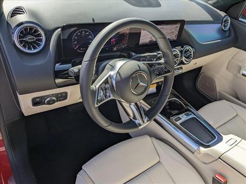 2025 Mercedes-Benz GLA 250 Base