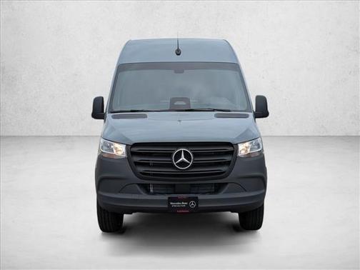 2025 Mercedes-Benz Sprinter 2500 Standard Roof