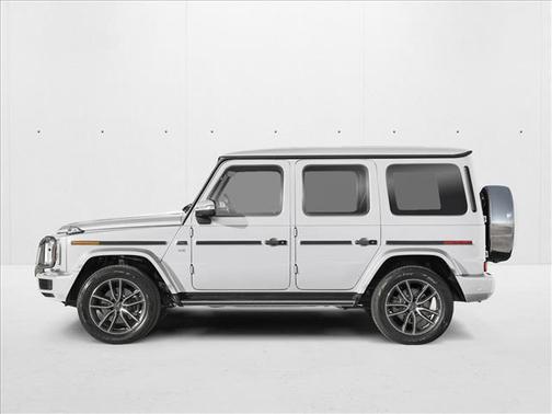 MANUFAKTUR Moonlight White Metallic 2026 Mercedes-Benz G-Class G 550