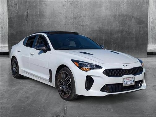 2022 Kia Stinger GT1