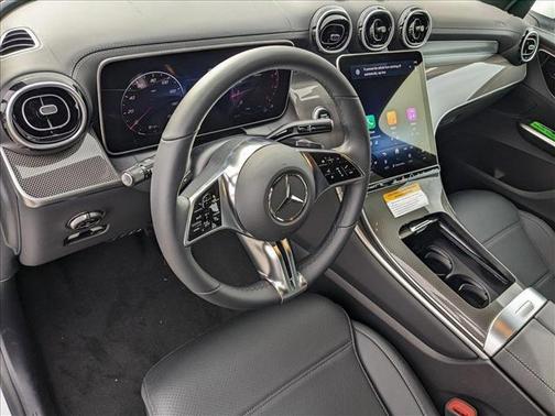 2025 Mercedes-Benz GLC 300 Base