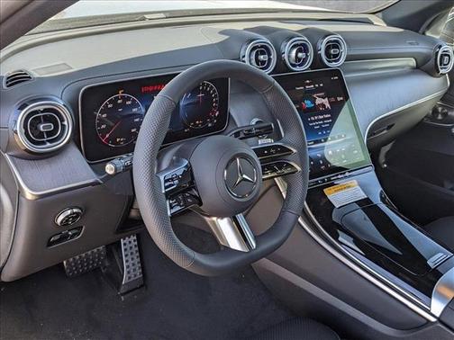 2025 Mercedes-Benz GLC 350e Base