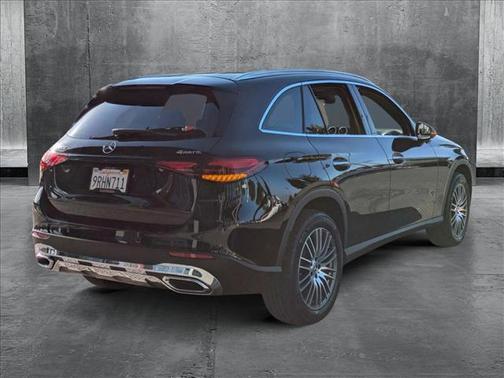 2025 Mercedes-Benz GLC 300 4MATIC
