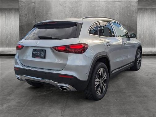 2025 Mercedes-Benz GLA 250 Base