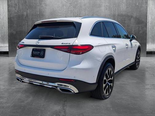 2025 Mercedes-Benz GLC 350e Base