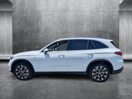 2025 Mercedes-Benz GLC 350e Base