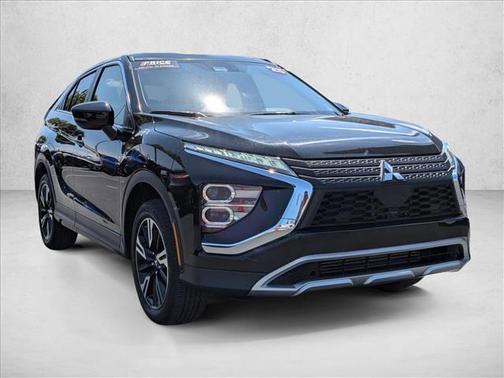 Labrador Black Pearl 2025 Mitsubishi Eclipse Cross SE