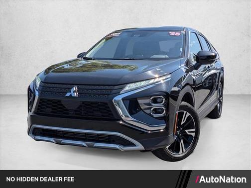 Labrador Black Pearl 2025 Mitsubishi Eclipse Cross SE