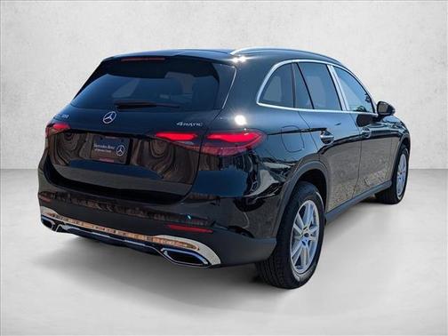 2025 Mercedes-Benz GLC 300 4MATIC