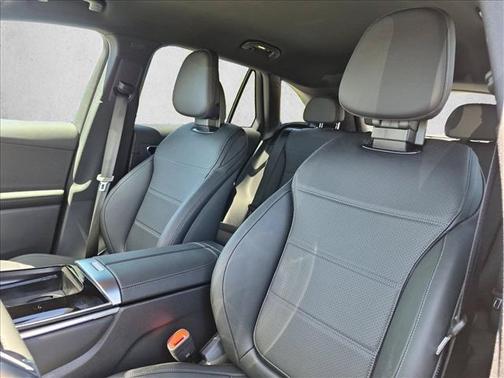 Cirrus Silver Metallic 2026 Mercedes-Benz GLC 300 4MATIC