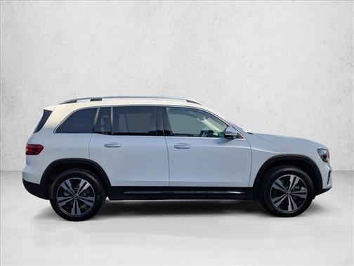 2025 Mercedes-Benz GLB 250 4MATIC