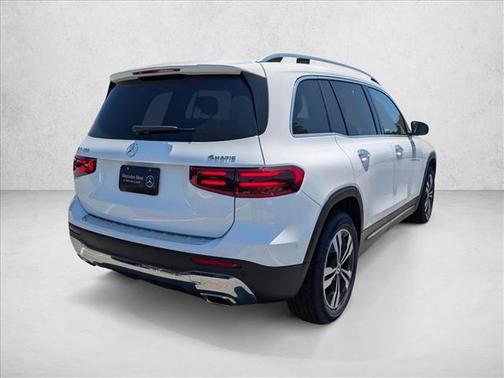 2025 Mercedes-Benz GLB 250 4MATIC