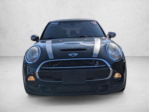 Midnight Black Met 2017 MINI Hardtop Cooper S
