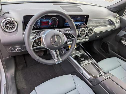 Cirrus Silver Metallic 2026 Mercedes-Benz GLB 250 Base