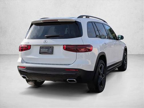 Polar White 2026 Mercedes-Benz GLB 250 Base