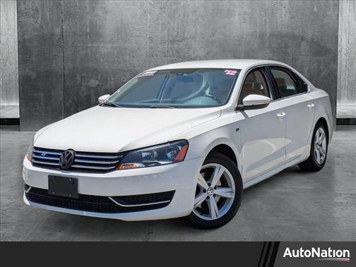 2012 Volkswagen Passat 2.5 SE