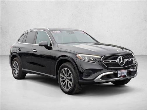 2025 Mercedes-Benz GLC 300 Base