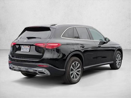 2025 Mercedes-Benz GLC 300 Base