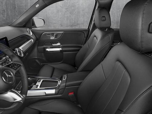 2025 Mercedes-Benz GLB 250 4MATIC