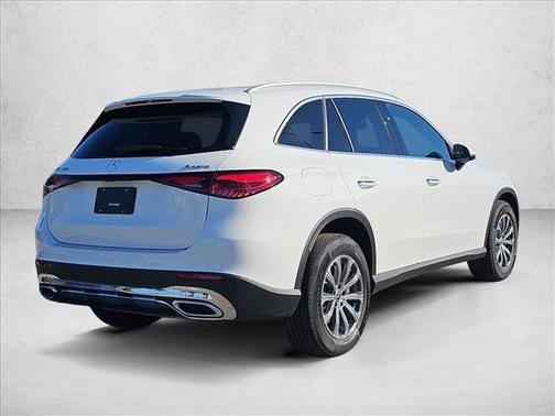 2025 Mercedes-Benz GLC 300 4MATIC