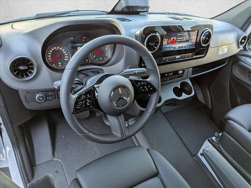 2026 Mercedes-Benz Sprinter 2500 Standard Roof