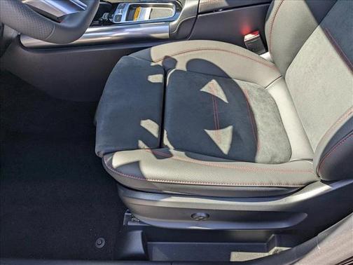 2025 Mercedes-Benz GLA 250 Base