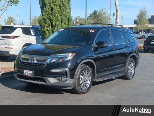 Black Forest Pearl 2019 Honda Pilot EX-L